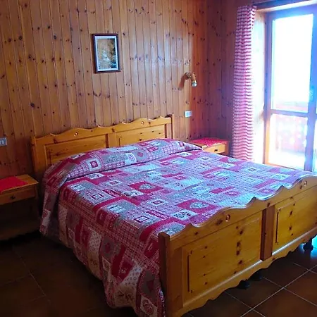 Hotel Alpe Fleurie 2*