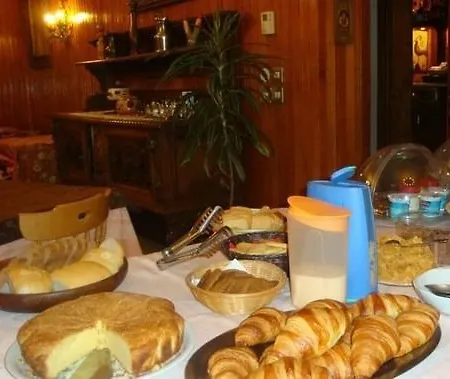 Hotel Alpe Fleurie 2*